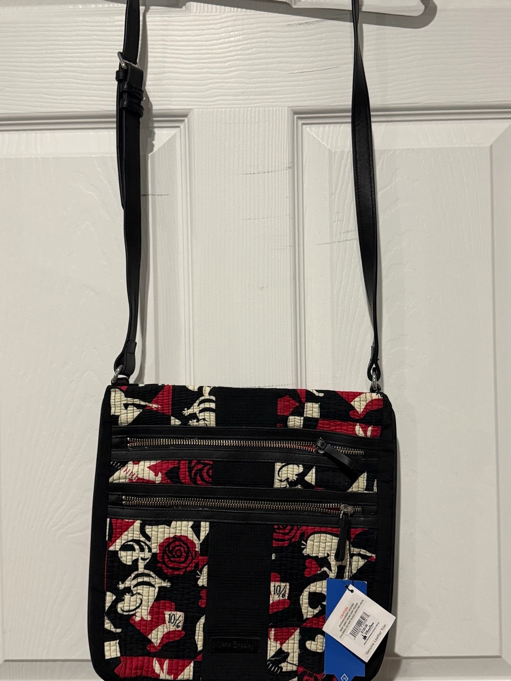 Vera Bradley Black, Red & Cream Floral Quilted Crossbody Alice in Wonderland